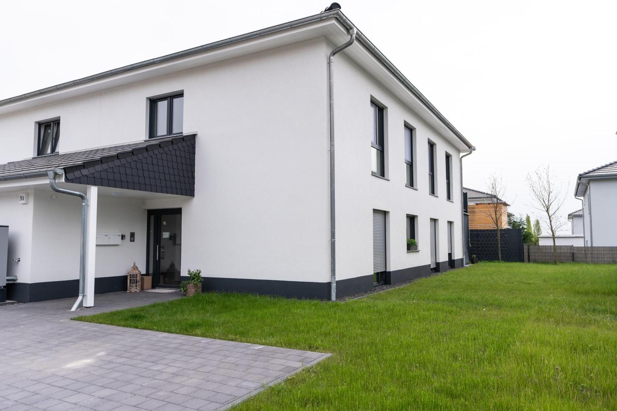 Moderne & Familienfreundliche Ferienwohnung Am Goitzschesee Pouch Exterior foto